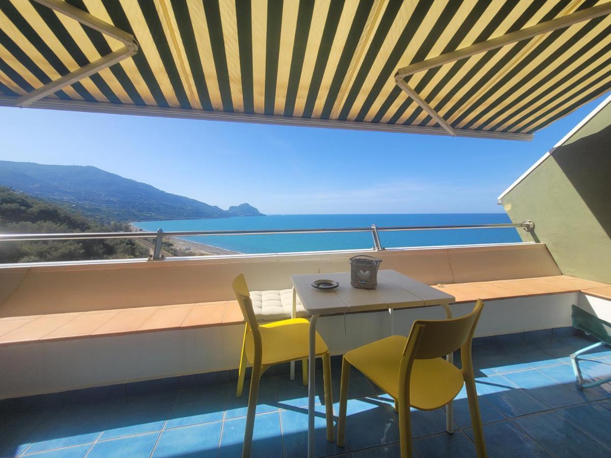 Beach Of Eden Cefalu' Екстериор снимка