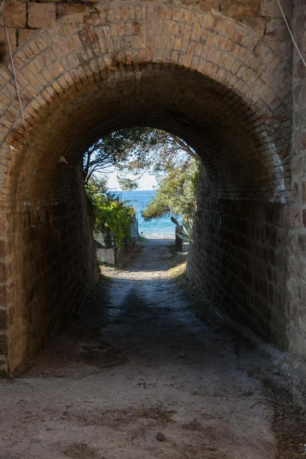 Beach Of Eden Cefalu' Екстериор снимка